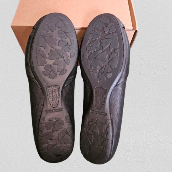 Born Adele Black Leather Ballet Flats Shoes size 7.5 Women's - Picture 9 of 10